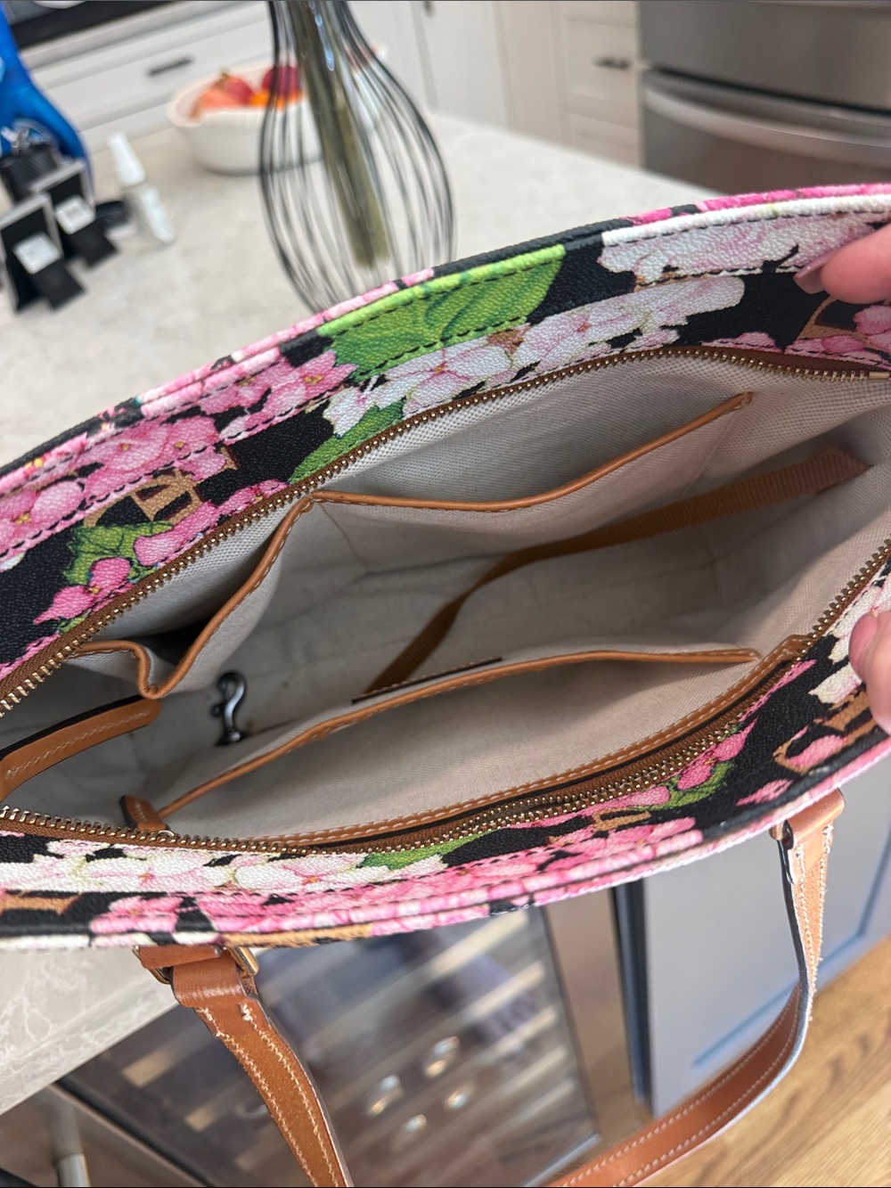 Dooney & Bourke Hydrangea Monogram Miller Shopper Tote - Picture 6 of 7